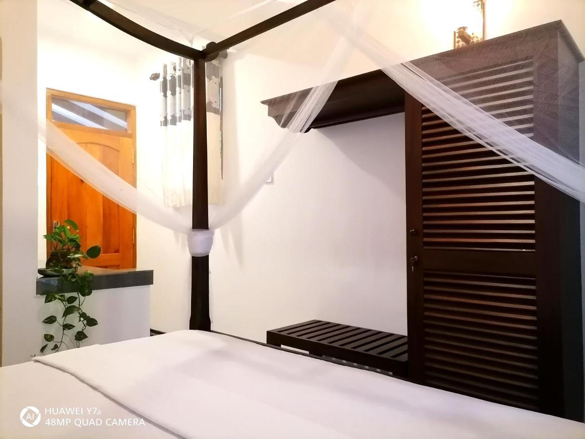 Villa Wismar ฮิกคาดูวา ภายนอก รูปภาพ